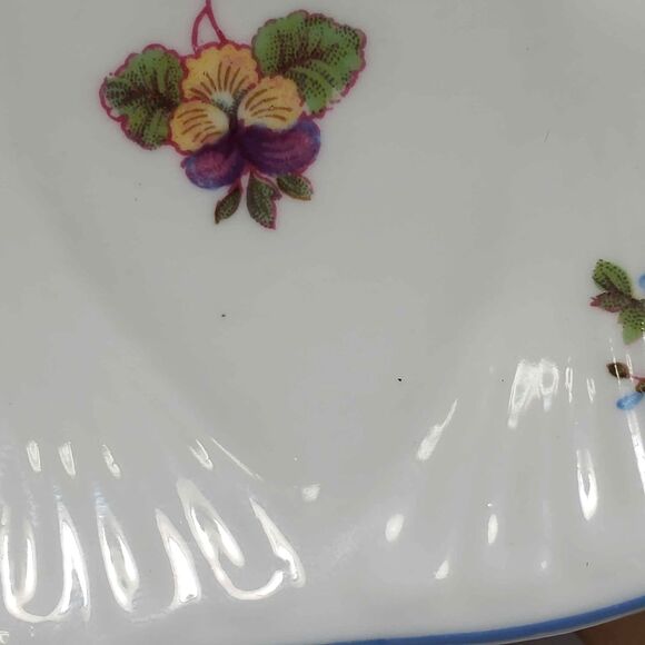 Shelley Teacup and Saucer Rose Pansy Forget-Me-Not Vintage - Picture 8 of 9